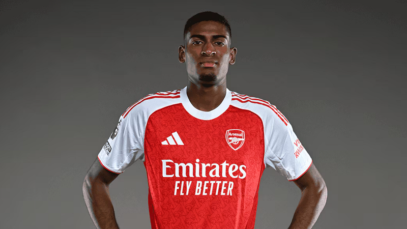 Cristhian Mosquera sẽ thành công tại Arsenal